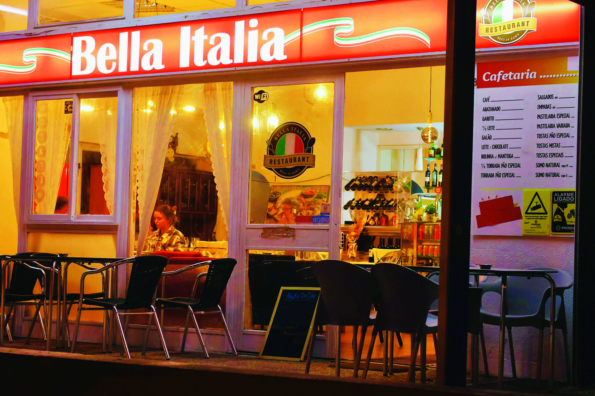 Rest Bella Italia foto noite